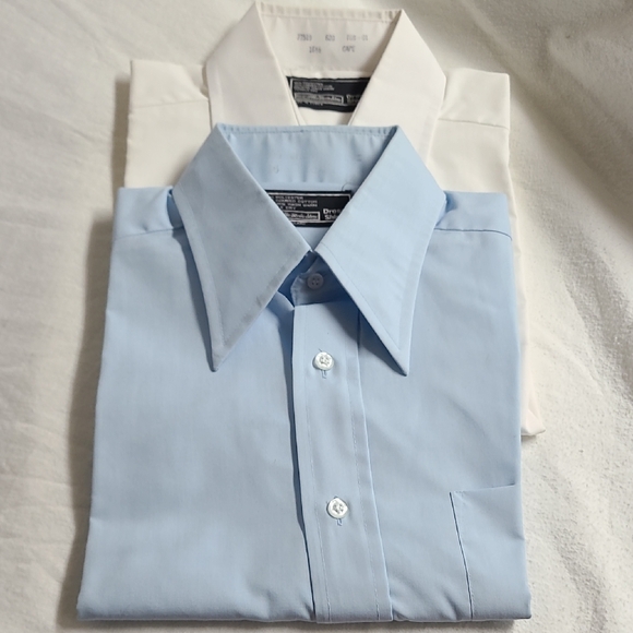 The Men's Store Other - Vintage Set of 2 Sears Men's Store Classic Short-sleeved Button Down Collared